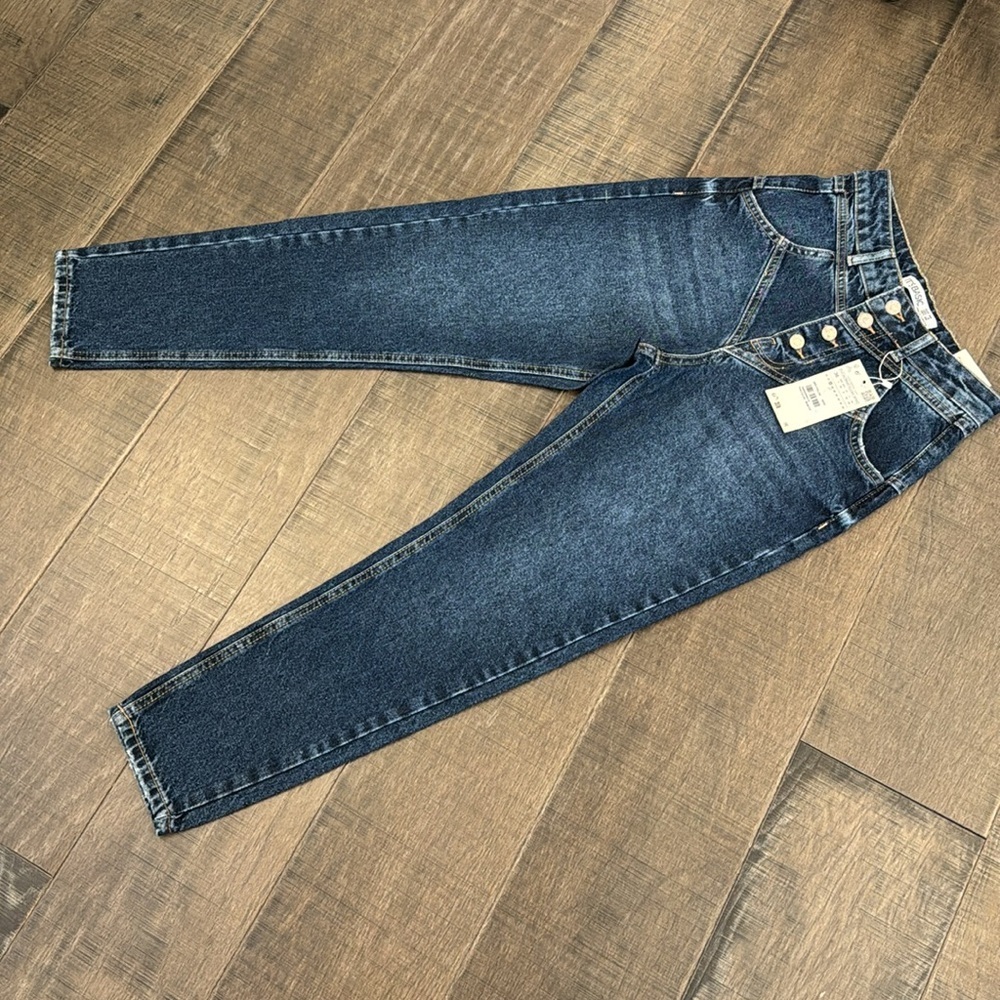 NWT HIGH RISE JEANS SIZE 4 - Picture 7 of 17